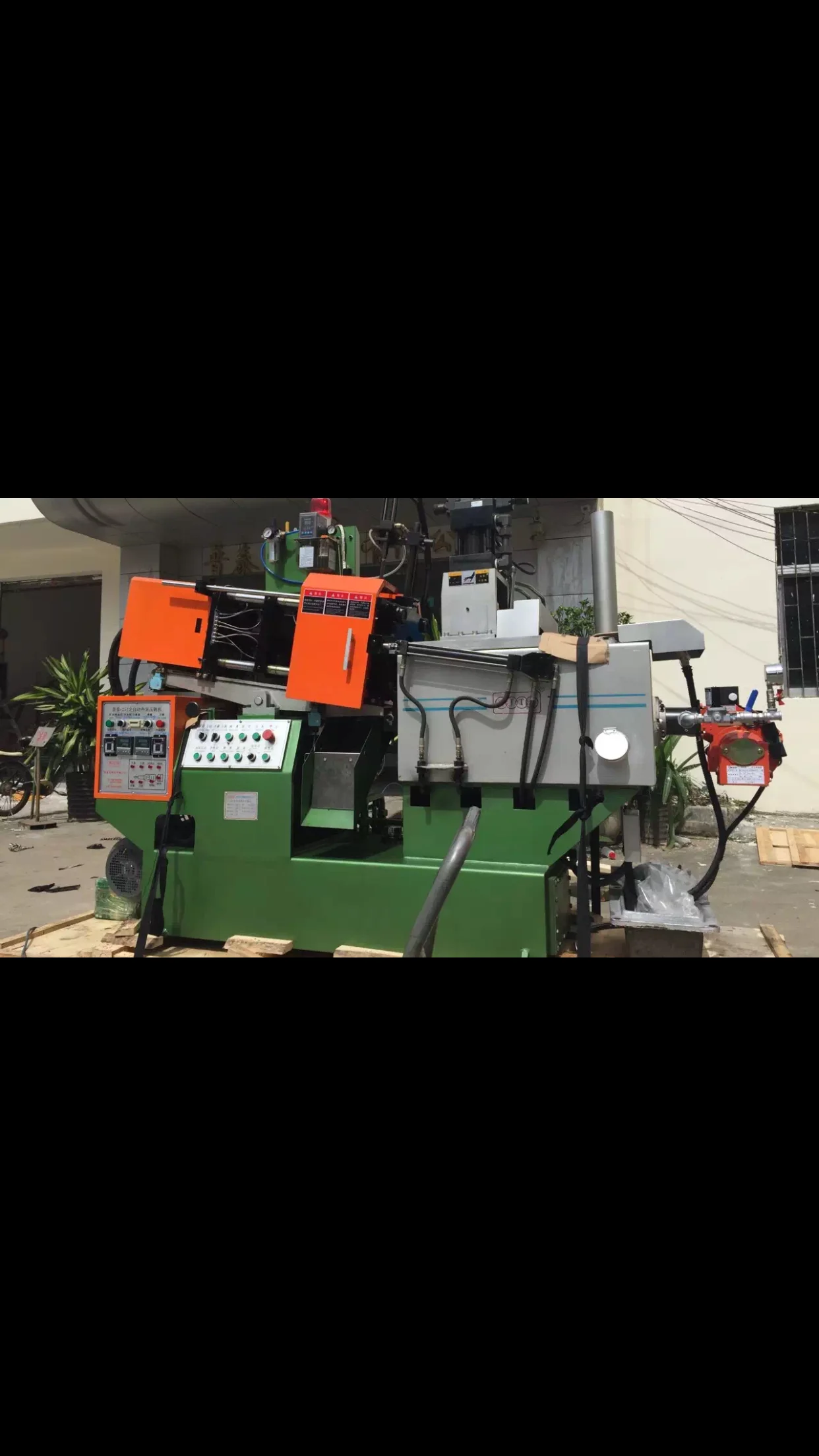 new condition metal zinc injection moulding machine