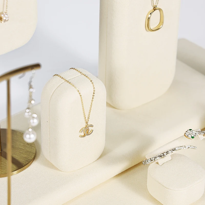 High Grade Jewelry Display Set for Window Show Beige Jewelry Display Stand Accepted Customized Jewelry Displays Set