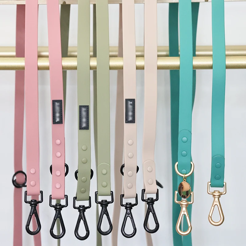 Factory Double Hook Dog Leash Adjustable Pvc Silicone Luxury Custom Color Hands Free Dog Leash