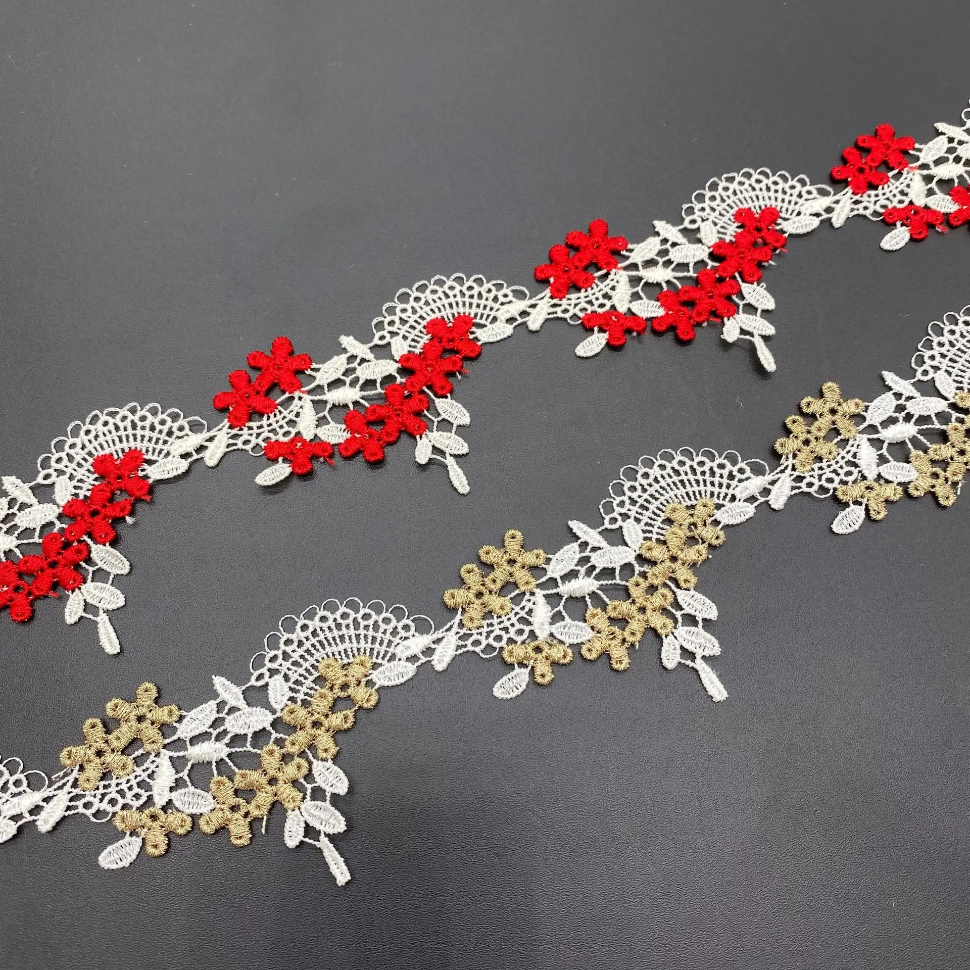 width 5.4 cm embroidery necklace Water Soluble Lace Trimming 2 tone Polyester bar code Lace ribbon for dress