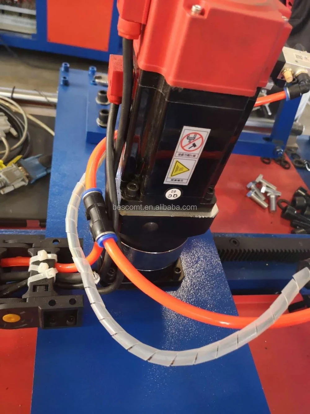 
Hydraulic Press Stainless Steel Hole Piercing Machine Metal Tube Pipe Punching Machine 
