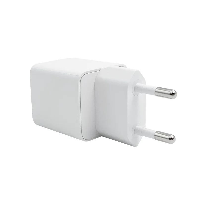 Travel PD Usb Multi GaN Charger Adapter 3 Port Usb C 30w 33w 65w GaN Charger Fast Charging