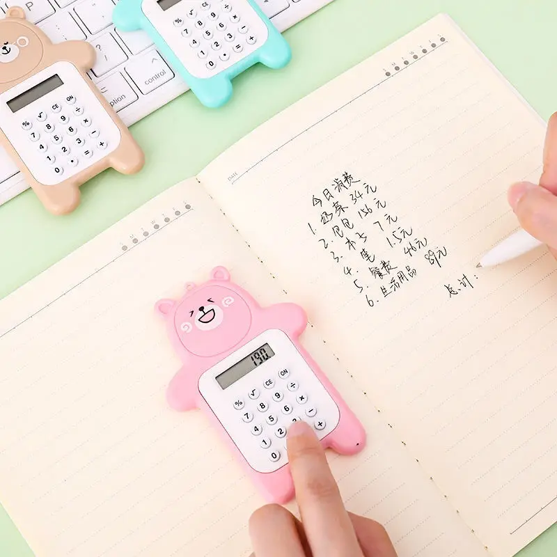 Mini Cartoon Bear Calculator 8 Digit Display Pocket Size Battery Powered Electronic Calculator Mathematics Cute School Supplies