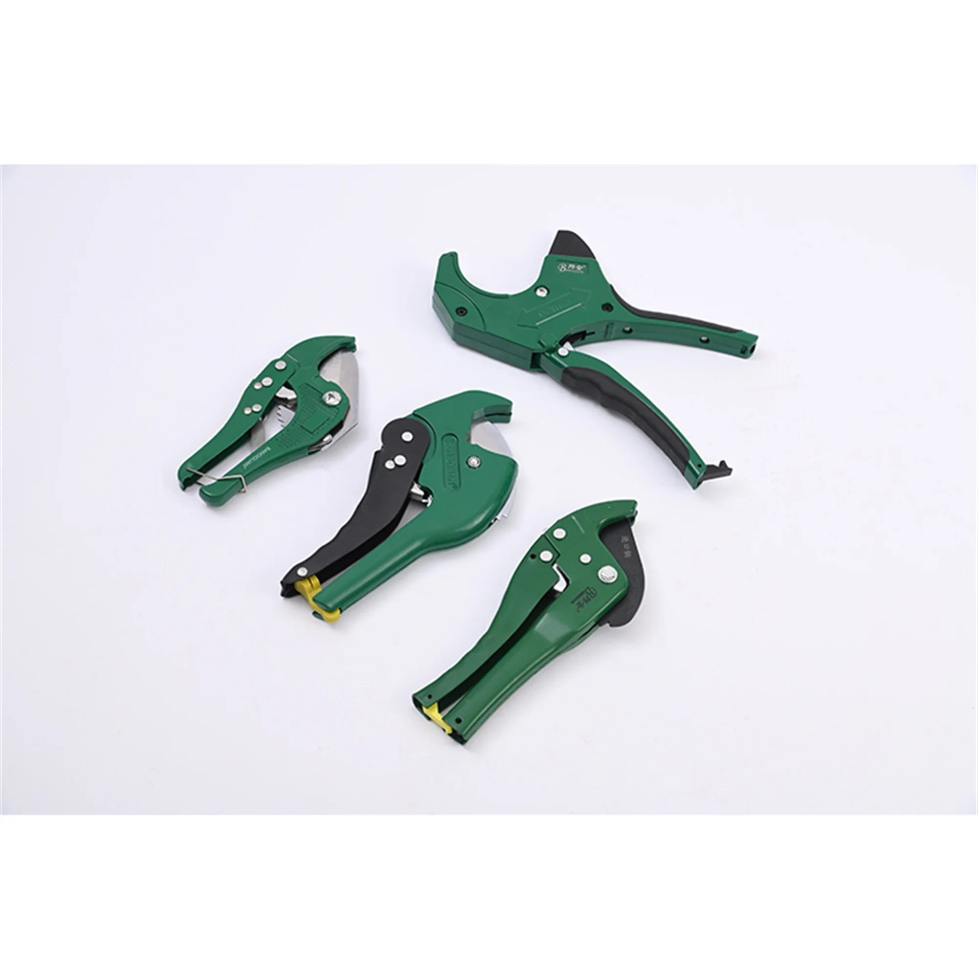 China Manufacturer Factory Price Professional Hand Manual Tool Steel Pvc Pipe Cutter