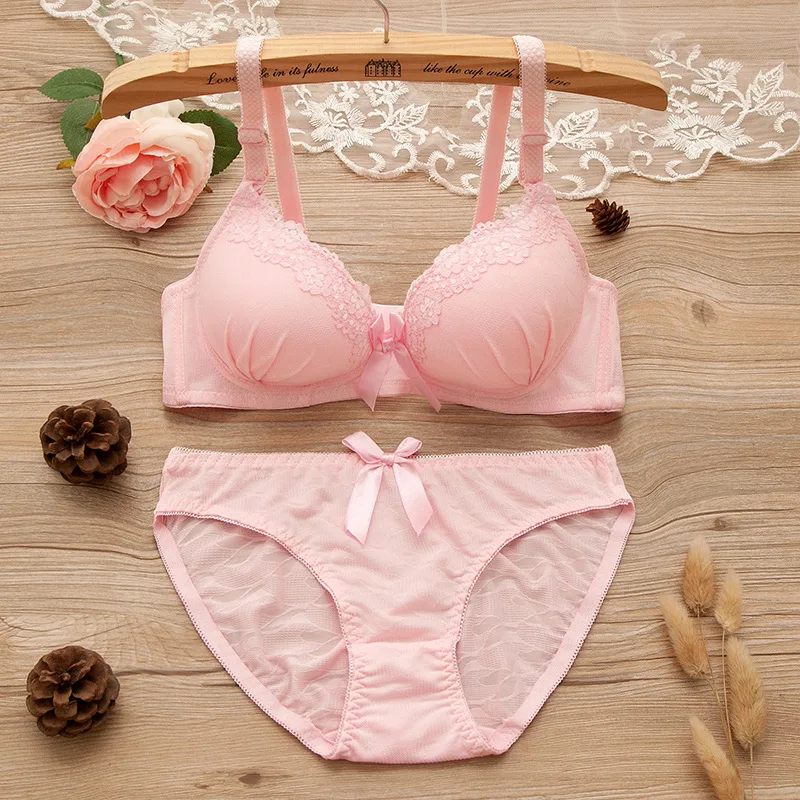 Factory Wholesale Solid Color Sexy Non-Steel Ring Girls Gathered Adjustable Medium Thin Small Breasts Ladies Lingerie Set Spot
