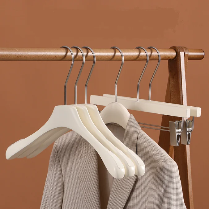 Fashion Shop Customized Logo Hanger Wood Suit Hanger Wide White Brand Suit Wooden Hangers for Cloth
