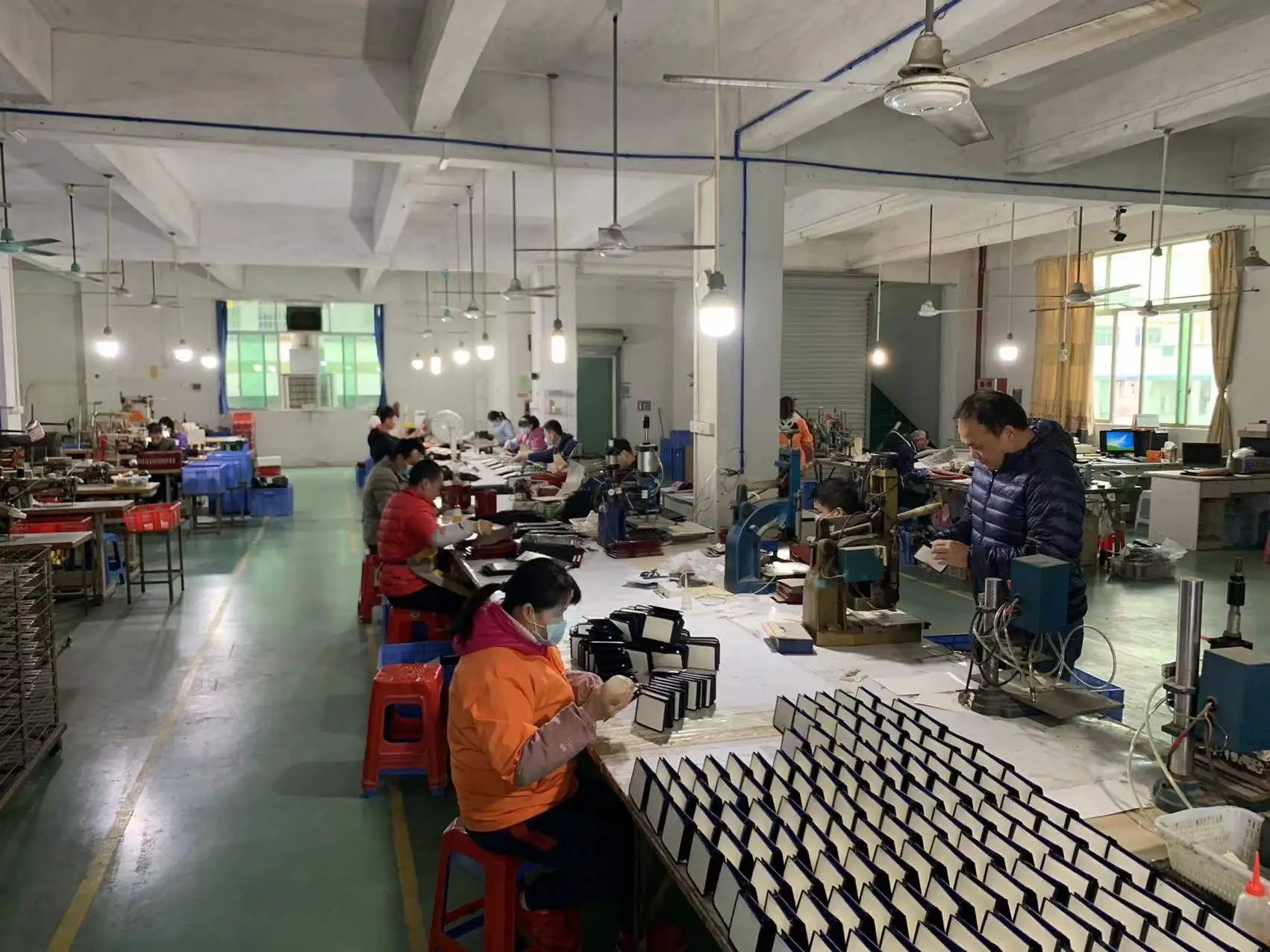 Premium Quality Genuine Leather Rfid Blocking card holder wallet Custom Leather Wallet Card Custom Leather Wallet For Men