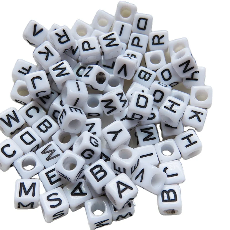 Plastic large hole alphabet beads English color alphabet beads