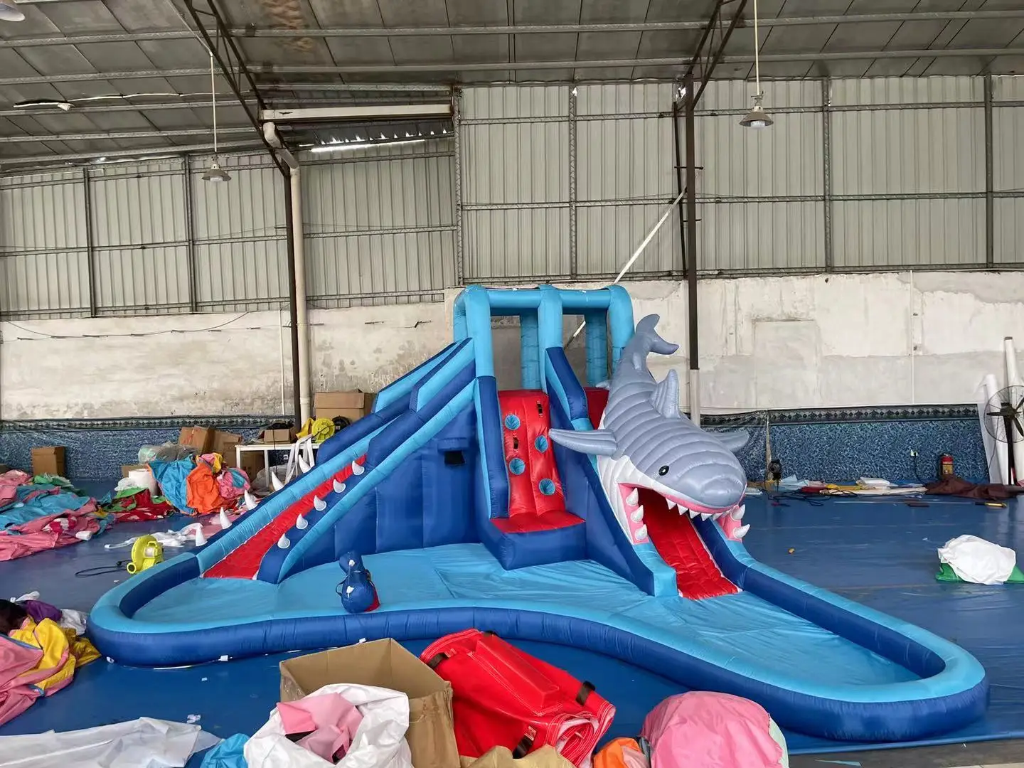 Dark blue shark theme inflatable bouncy inflatable castle with slide commercial inflatable jumping bouncy combo castle