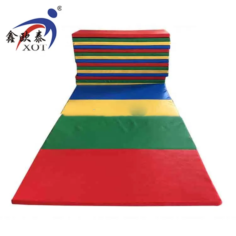 Customized outdoor waterproof PVC covers for gym mat crash Gymnastics judo pad folding Tumbling landing beach Mat for sale