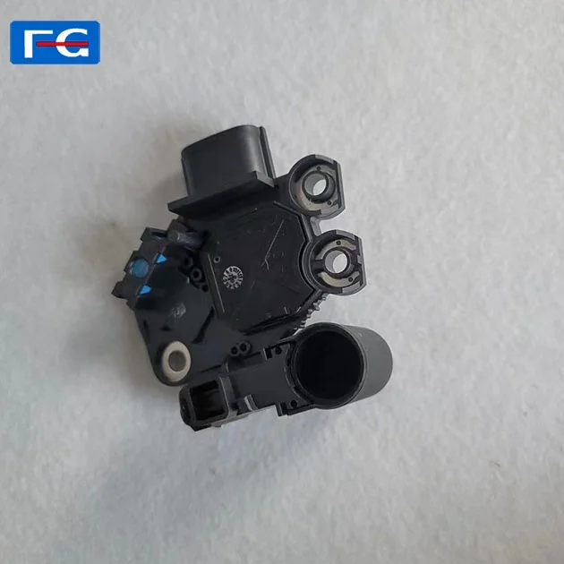 auto  generator regulator  373702B300 37370-2B300     Car Alternator Generator  Regulator for Korea cars