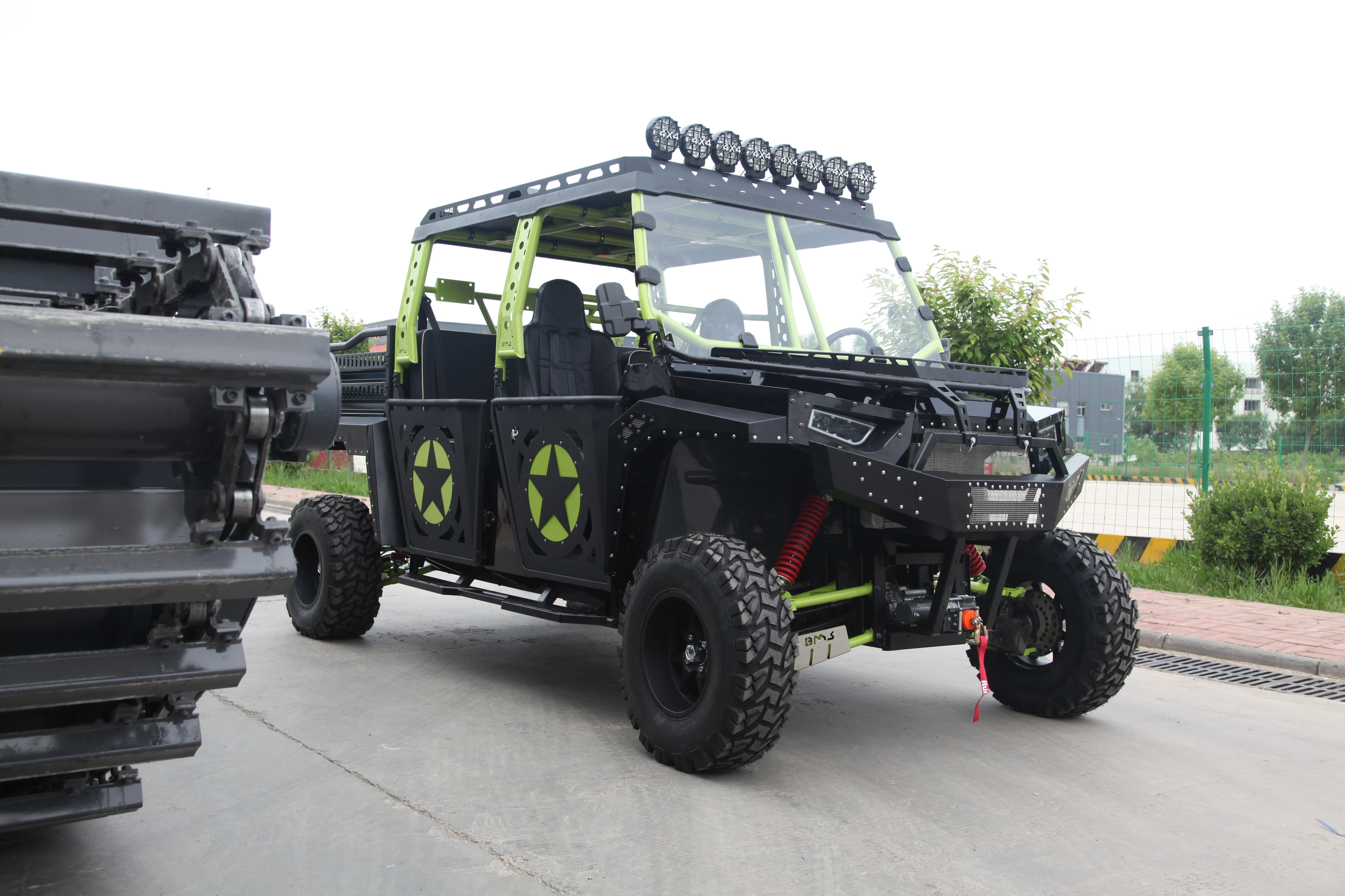 Manufacturer direct sales four-wheel UTV off-road adult quad 1000CC 4x4 6 seats new model