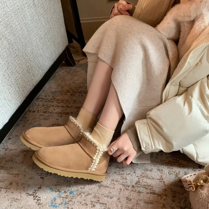 Wholesale Winter Thin bottom Snow Boots Brands Design Genuine Leather Fur Boots Women Warm Comfortable Snow Boots