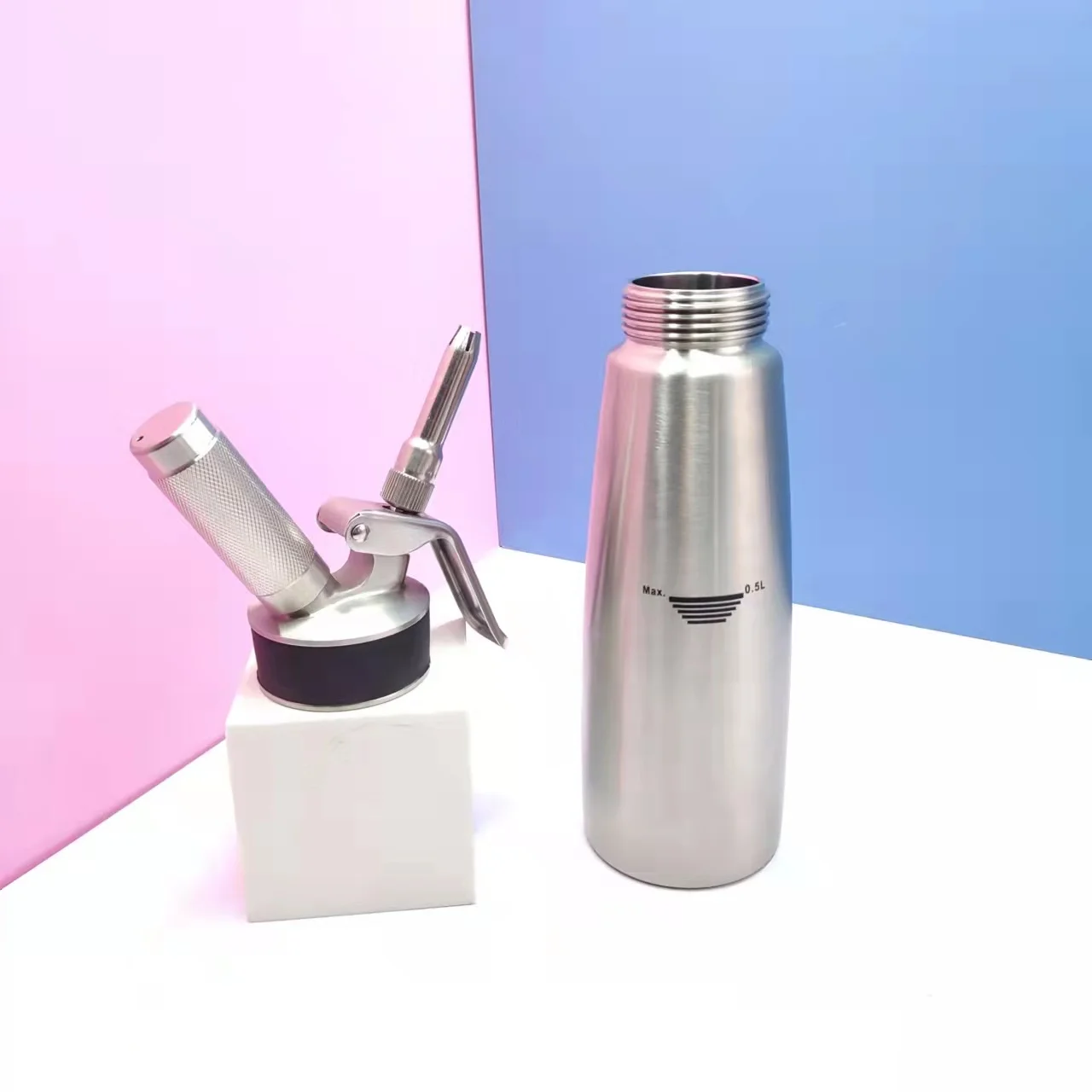 Custom 500ml 1000ml Stainless Steel Nitro Cold Brew Dispenser cream whipper Dessert Tools With Three Stainless Steel Nozzles