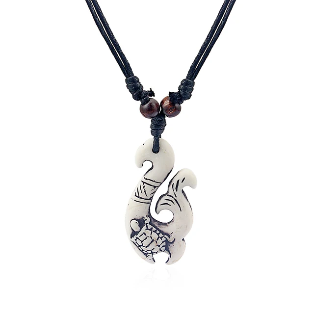 Wholesales Faux Yak Bone Hawaiian Style Hook Carved Sea Turtle Leaf Pendant Necklace Surfer Adjustable Jewelry