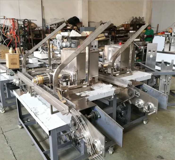 Ice Cream Filling Biscuit Sandwiching Machine bear biscuit sandwich machine