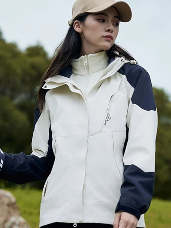 Customizable Logo Three-in-One Outdoor Jackets Set Windproof and Anti-Scratch Velvet Liner for Winter Mountaineering