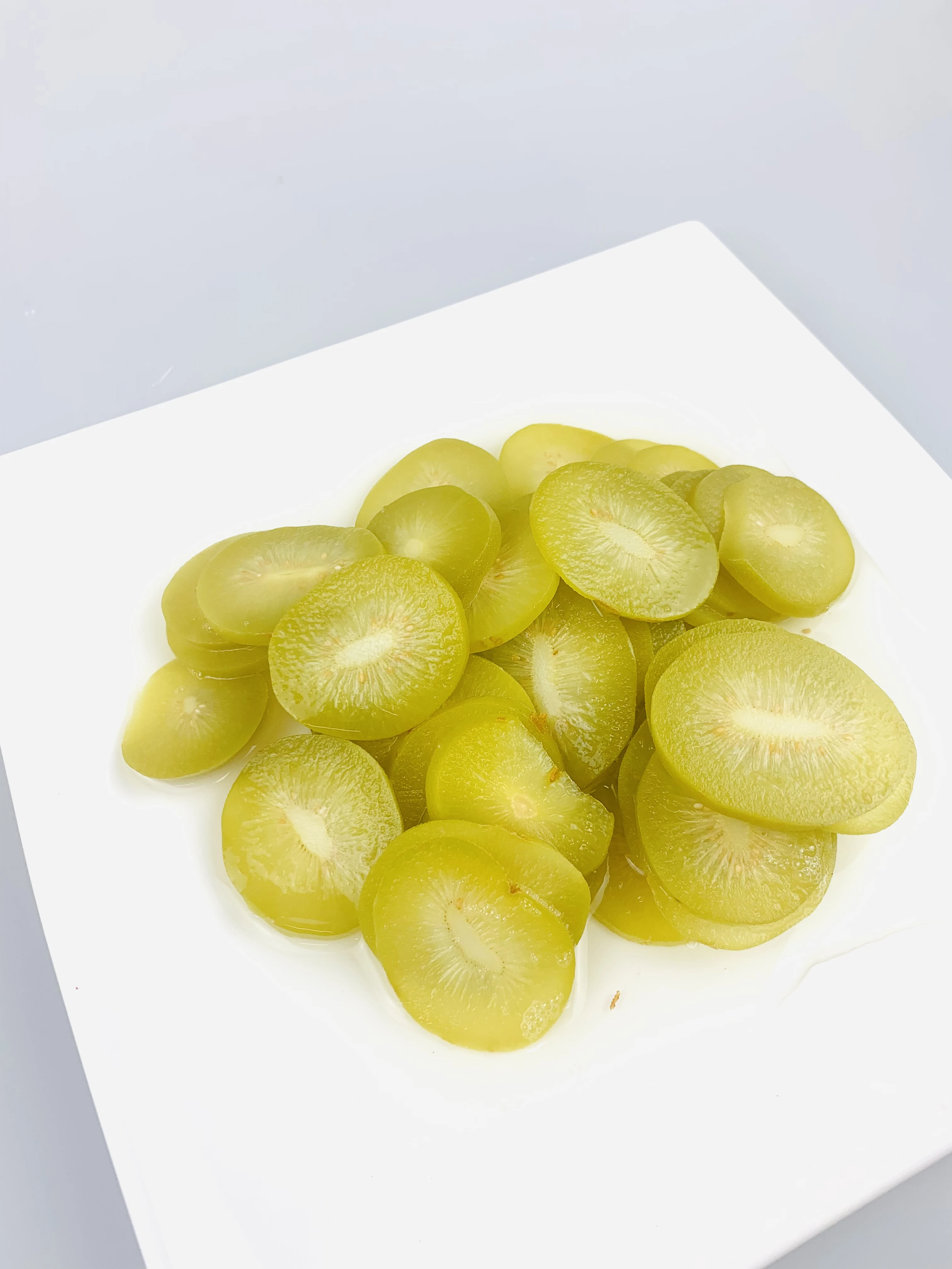 Hot sale Canned Kiwi Fruit in syrup Slices Canned Fruit factory price