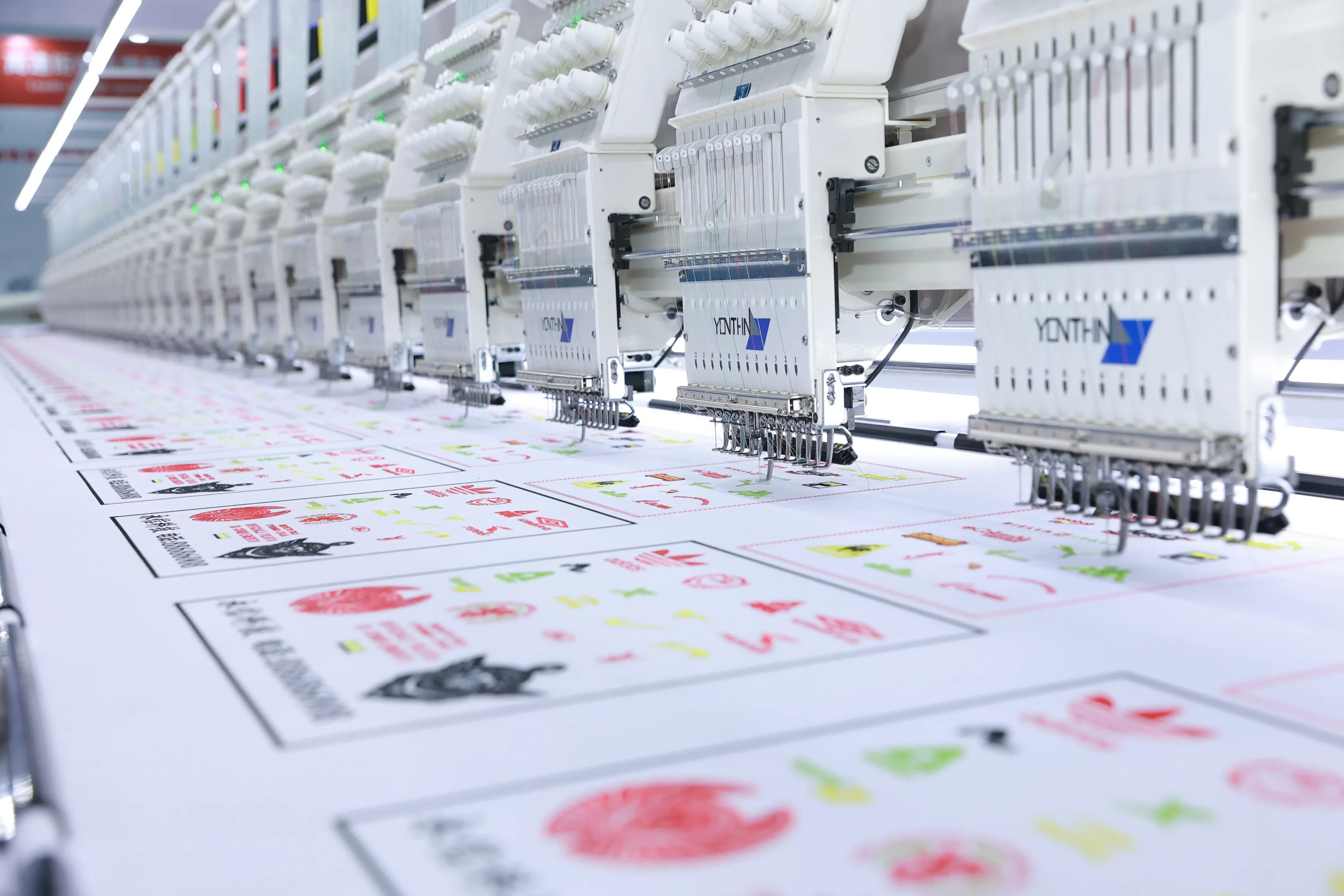Yonthin Computer Embroidery Machine Textile Embroidery Designs Sewing Machines