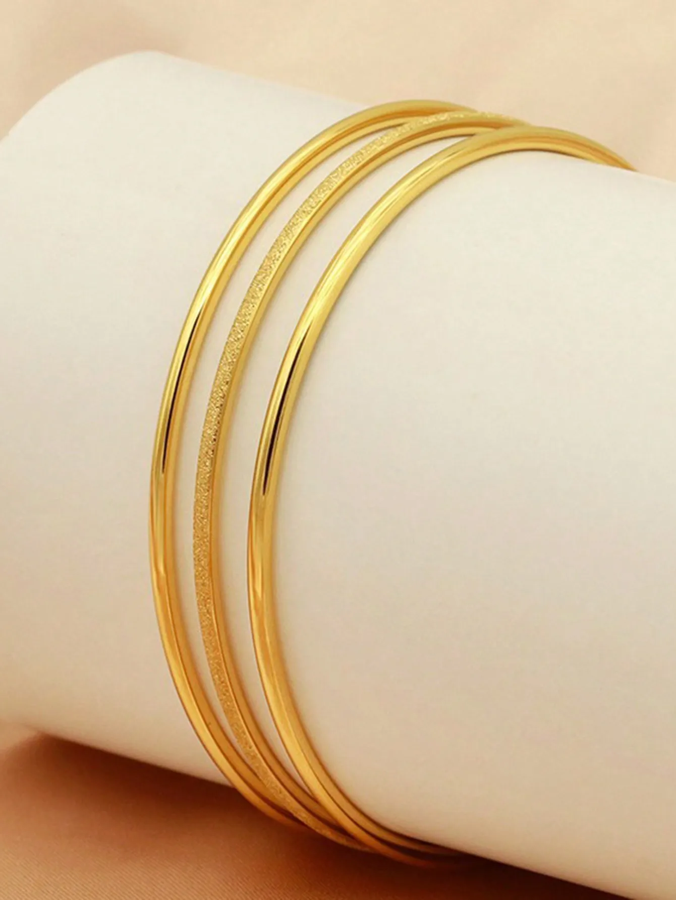 1 Set Of 3 Stainless Steel Fashionable And Simple Circle & Multi-Layer Bangle With Sandblasted Texture And Contemporary Design