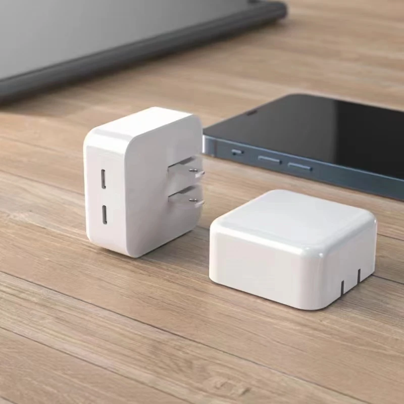 China Selling Gan 40W Double USB C Type-c Phone Quick Wall Charger Mobile Phone Chargers