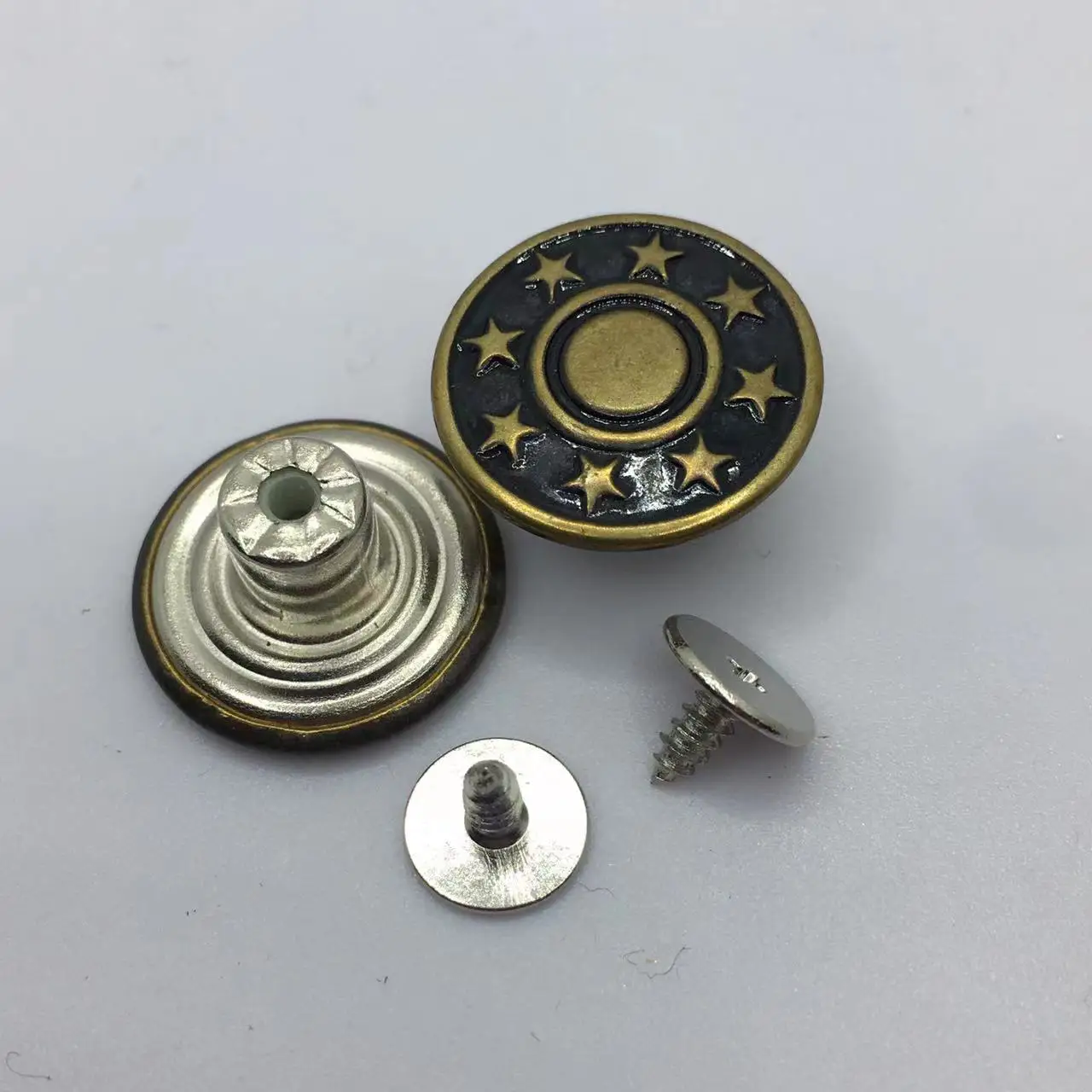 China manufacturer supply custom fashion designer removable press stud screws metal jeans buttons