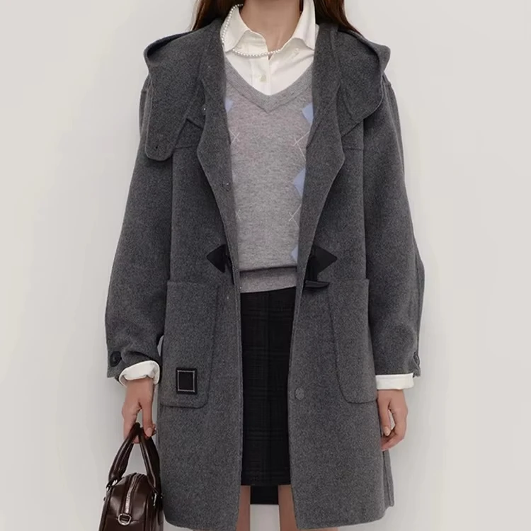 Women wool horn button mid-length woolen coat