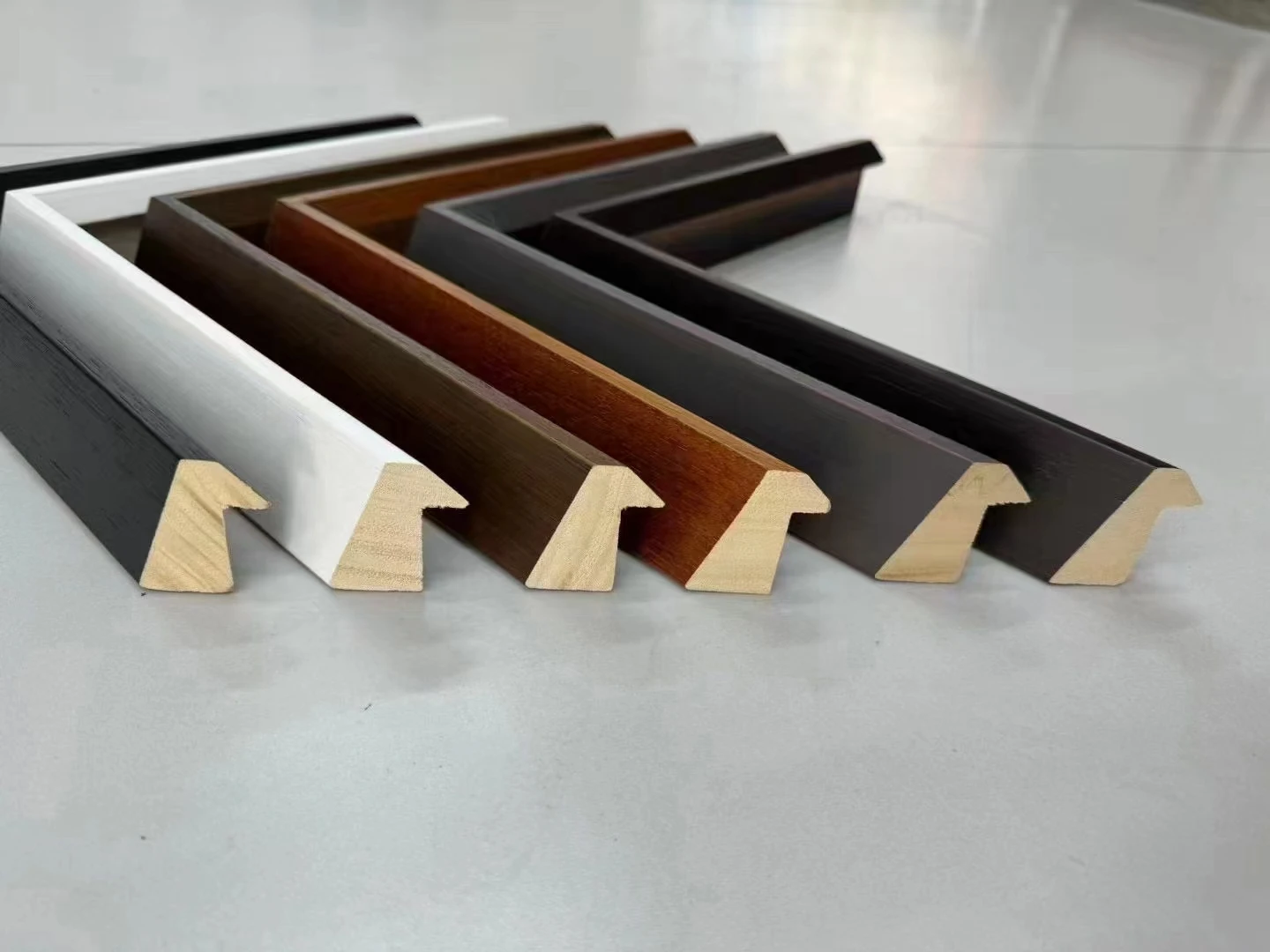 100% Solid wood black pine picture frame moulding