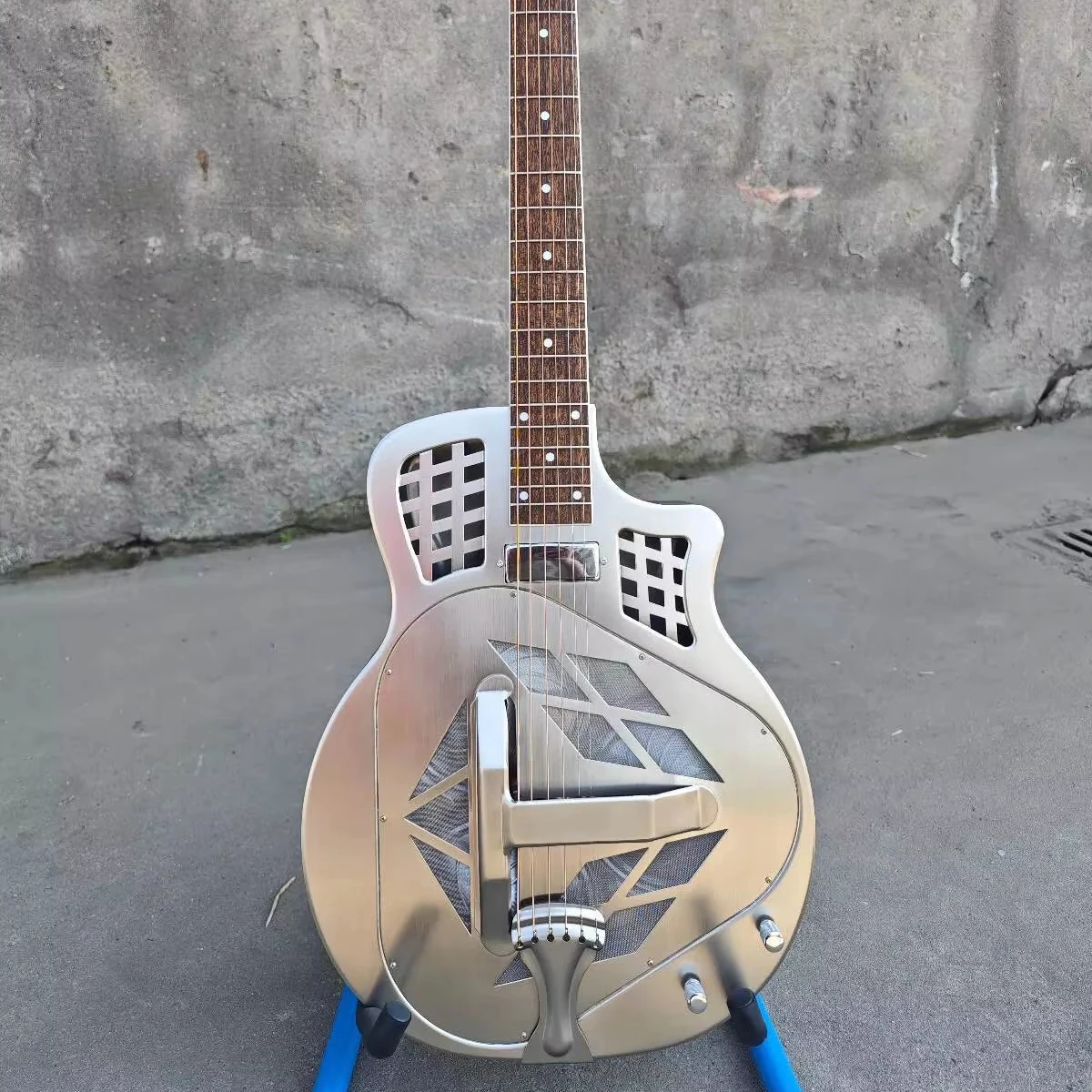 Custom Grand Brass Guitar, Matt Finishing Brass Gold Copper Metal Body Cutaway Tricone Electric Resonator Guitar