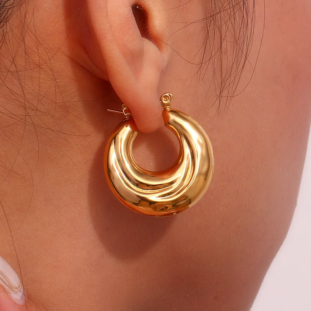 Simple 18K Gold Plated Stainless Steel Ear Buckle Jewelry Accessories Ocean Wave Vortex Pattern Hollow Hoop Earrings