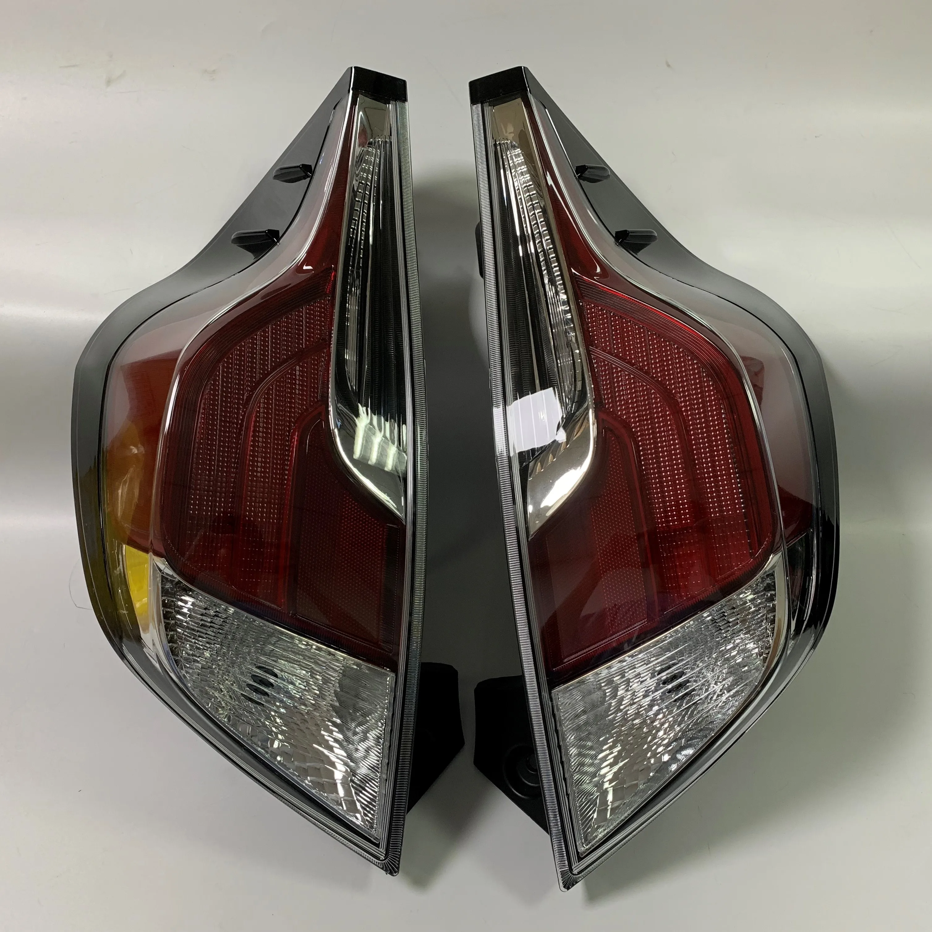 Hot Sale High Low Beam Aluminum Car Tail Lamp For Prius C 2015-2017 With Hid Xenon 6000K-7000K In China Manufacturer Price