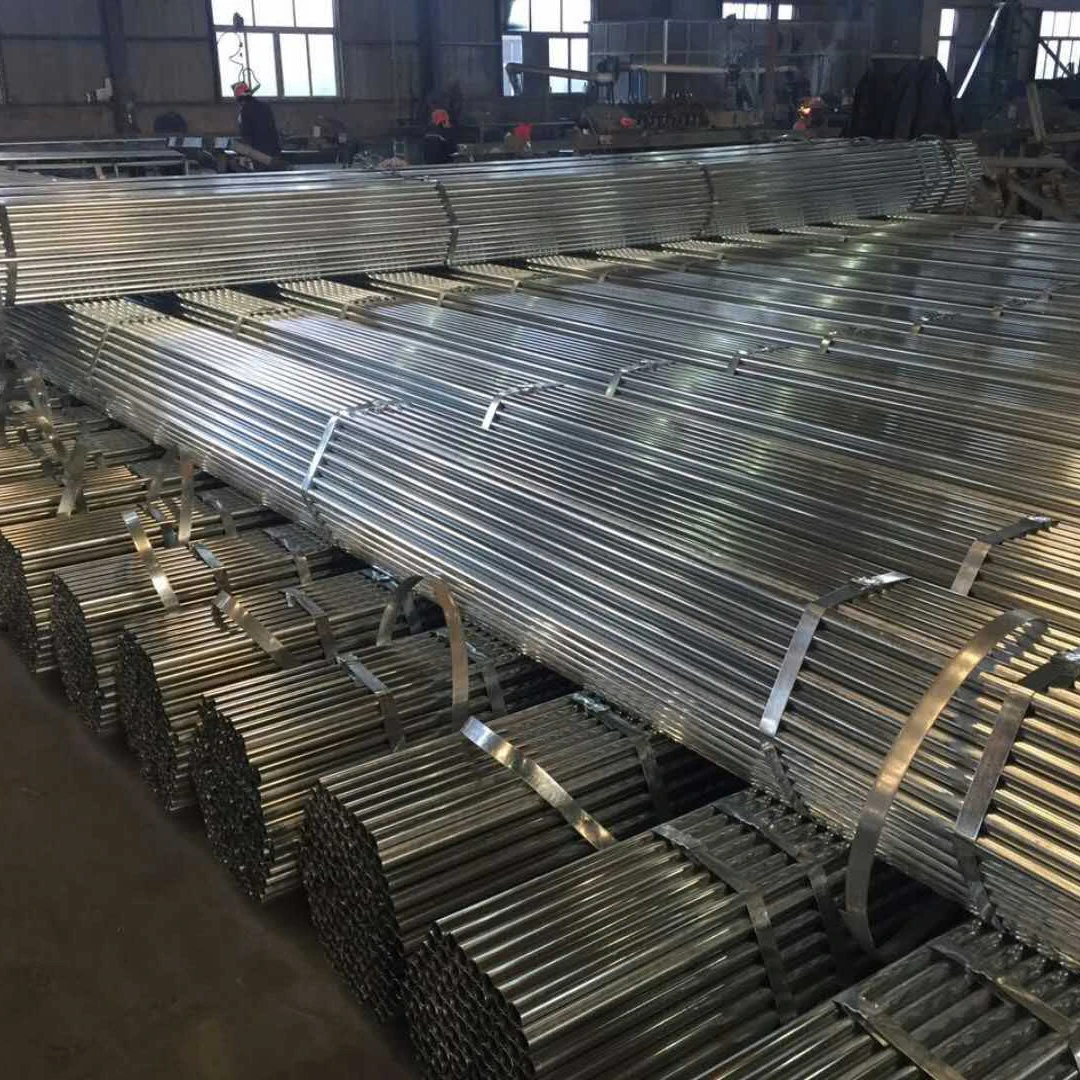 Seamless and Welded Carbon Steel Pipe Tube in Various Material Grades Plate Type