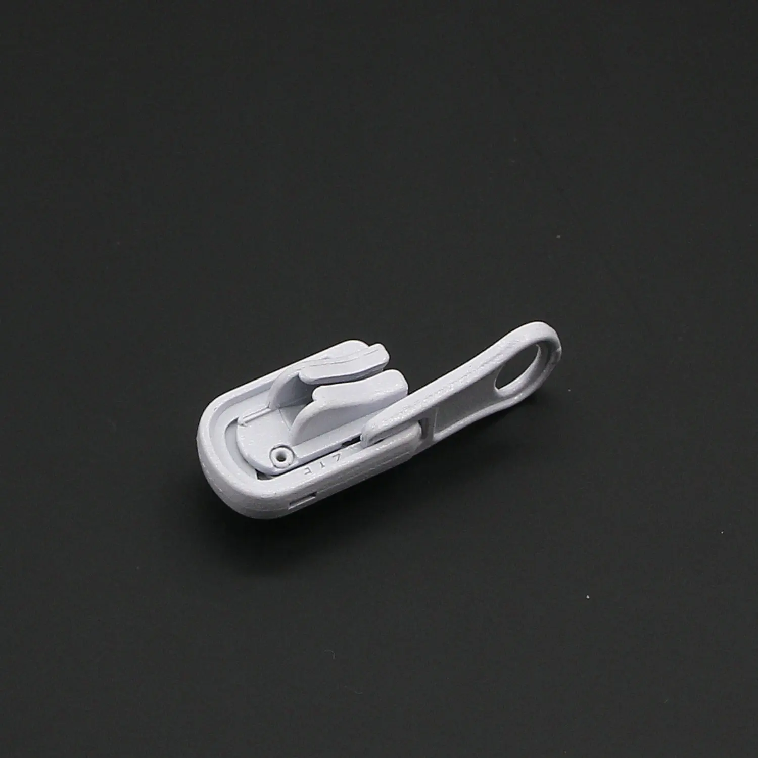 Custom bag metal zipper puller reversible zipper sldier