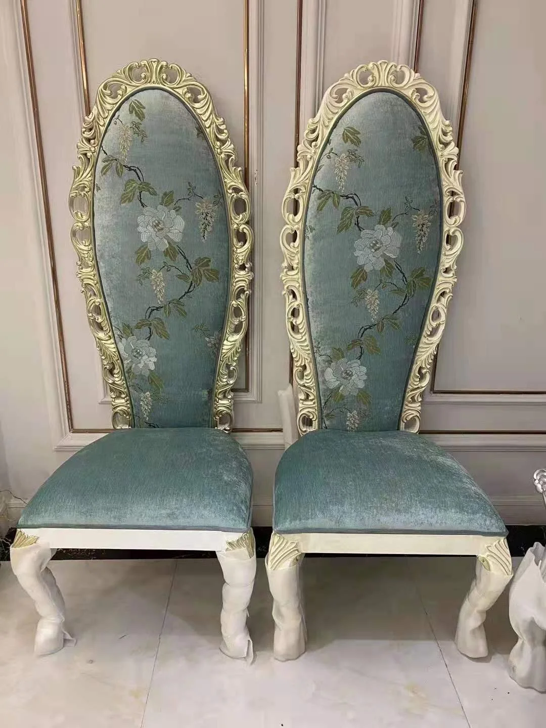 
commercial furniture hotel chair high back solid wood king throne luxury wedding chair 