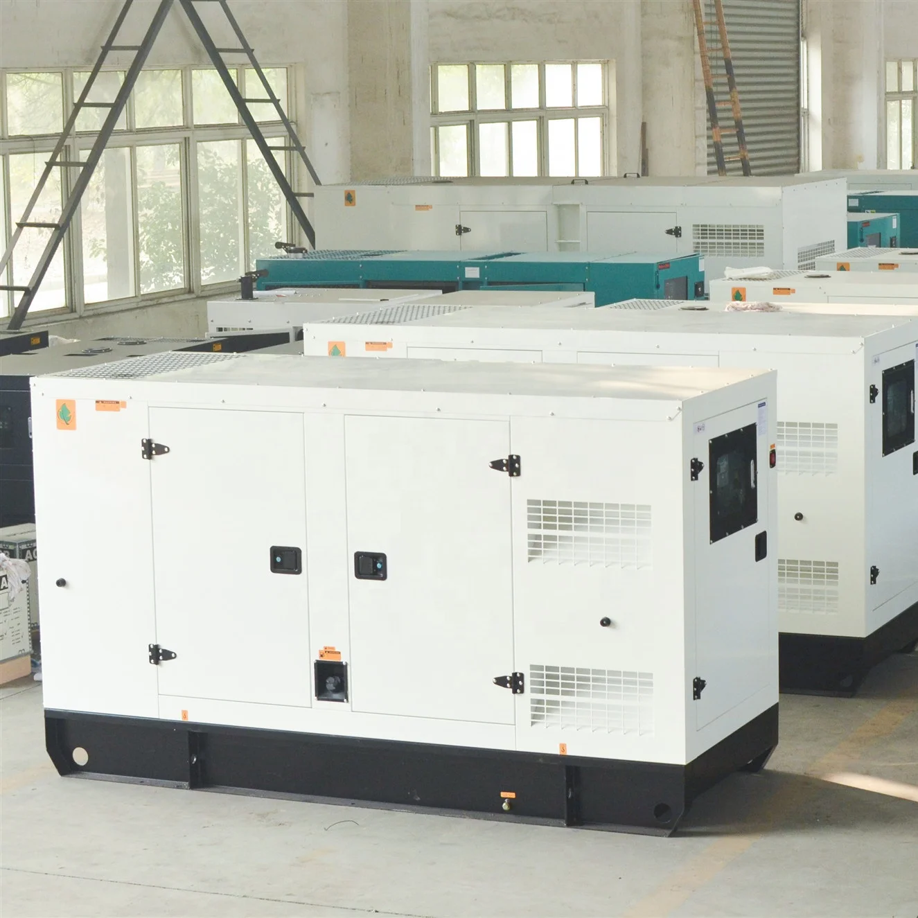 600kw 750kva hotel . diesel generator set Brushless Motor customizable dynamo low rpm alternator with Cumins engine