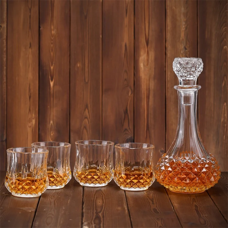 4 Liquor Glasses With Glass Decanter Set Whiskey Decanter Set
