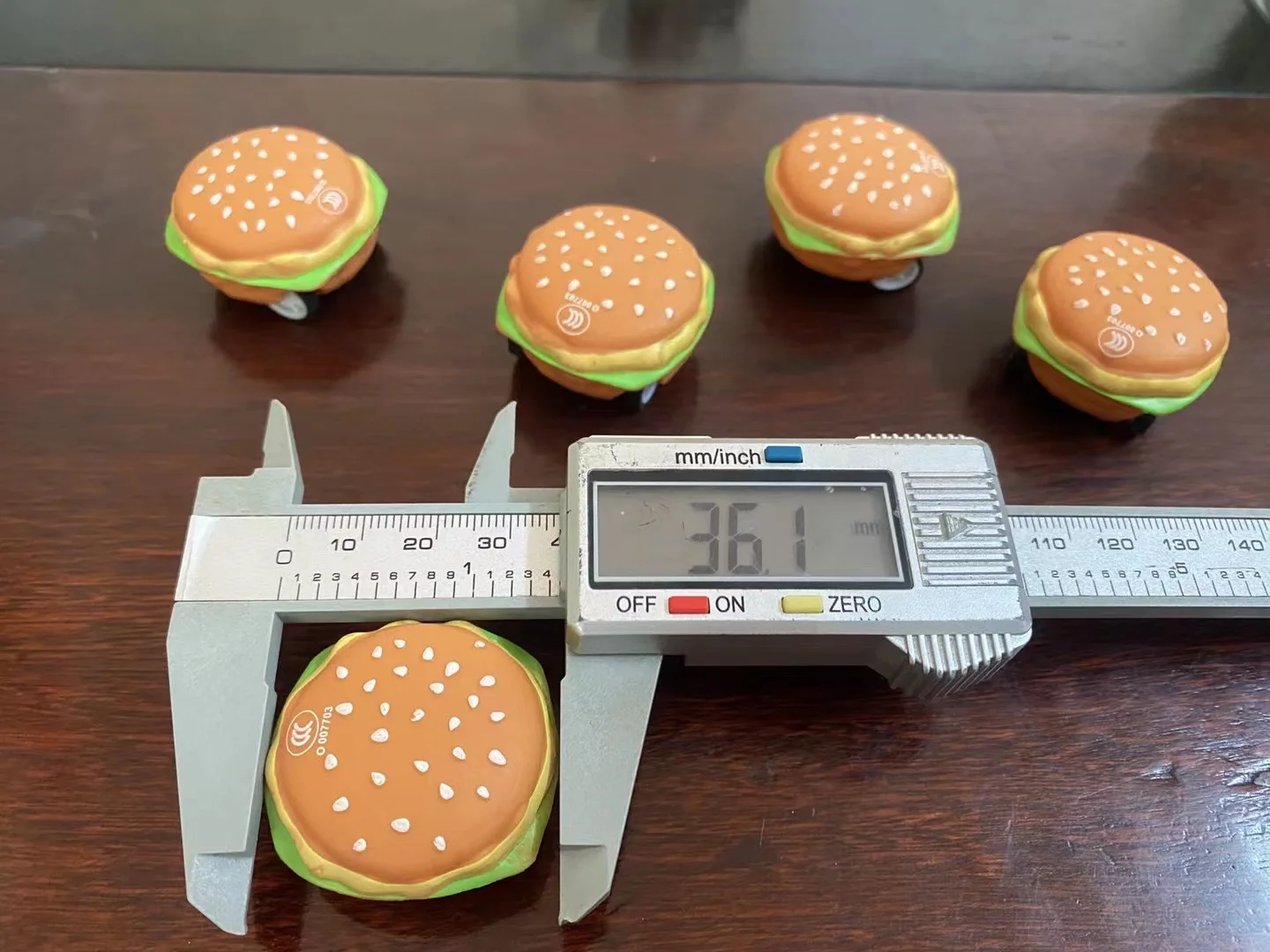 2023 Wholesale Pull Back hamburg Toys Plastic Simulation Small Toy Car For Kids Car