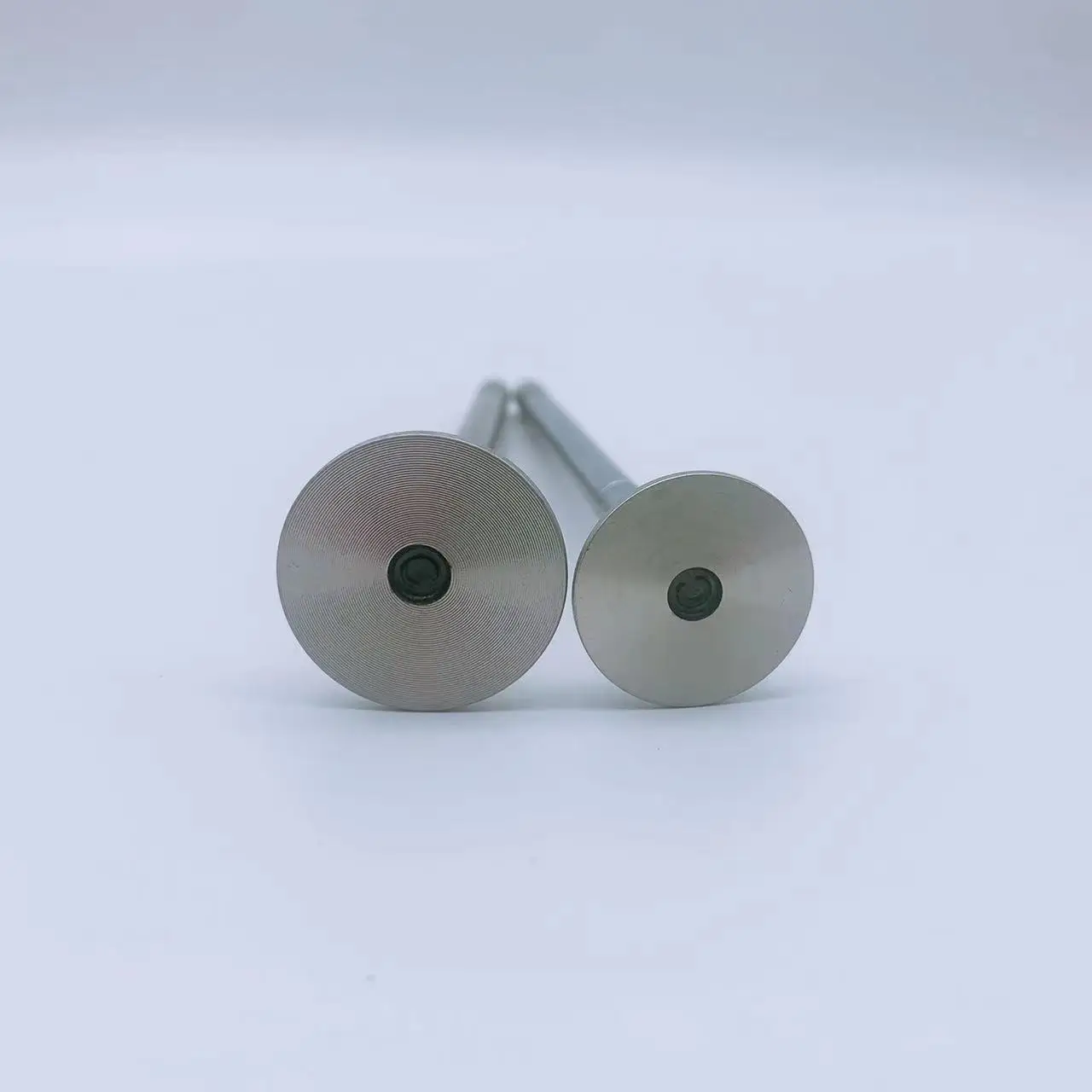 For JMC Ford Transit V348 series JX4D24 2.4l diesel engine intake valve XS7Q-6507-A3C exhaust valve 2S7Q-6505-A3C