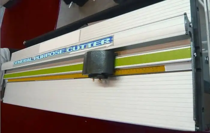 Large Format KT Board Paper Trimmer Cutter with Stand Small Manual Paper Cutting Machine 1680*330mm