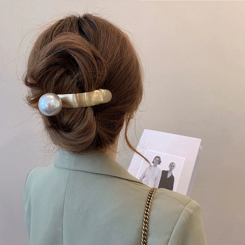 French Vintage Pearl Duckbill Claw Clip Elegant Metal Shark Clip Headpiece Fashion Metal Hair Clip for Women