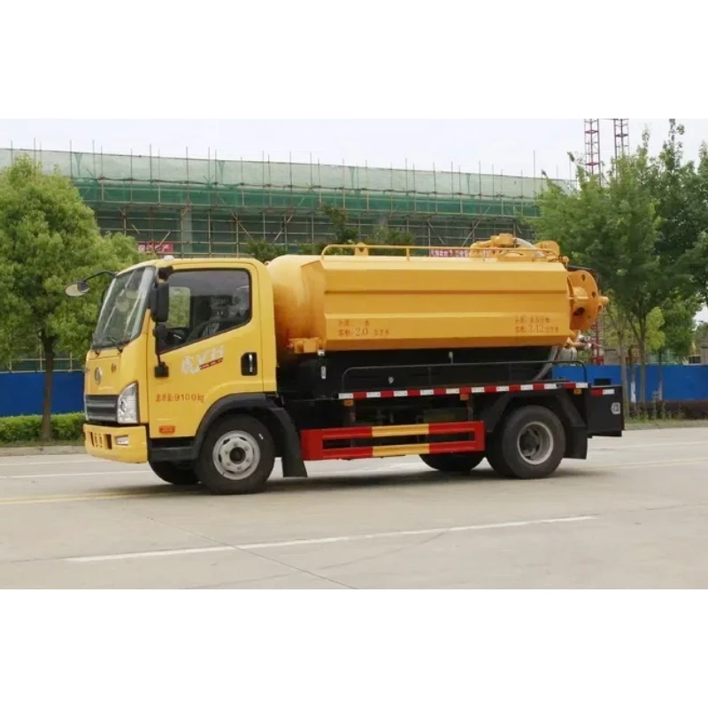 New cleaning and suction truck water circulation suction pump FAW 6.7 cubic cleaning and suction truck