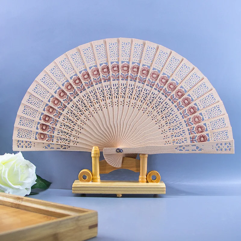 Wholesale Custom Logo Engraved Wood Folding Hand Fan High Quality Natural Wood Carved Handheld Fan Wooden Wedding Fans