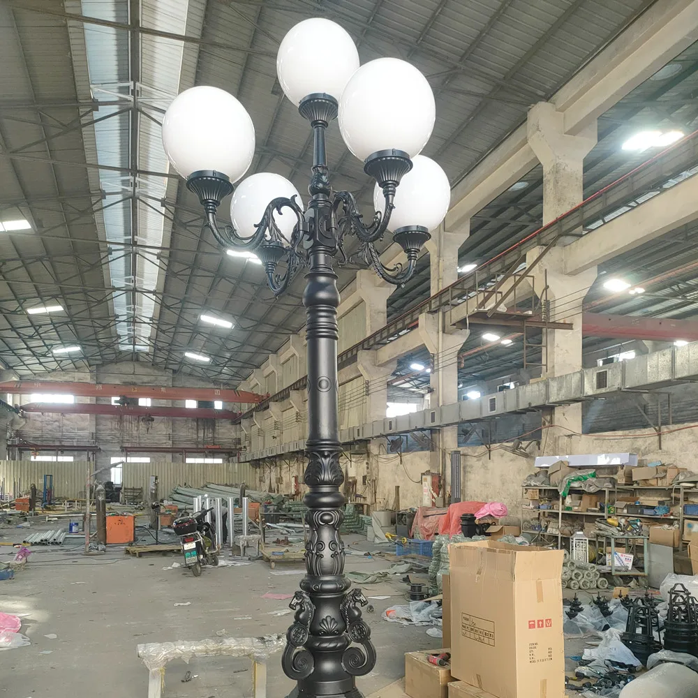 Powder Coated Smart Street Light Pole Smart Light Pole outdoor theme park decor White Hot Steel Wall Surface Suit