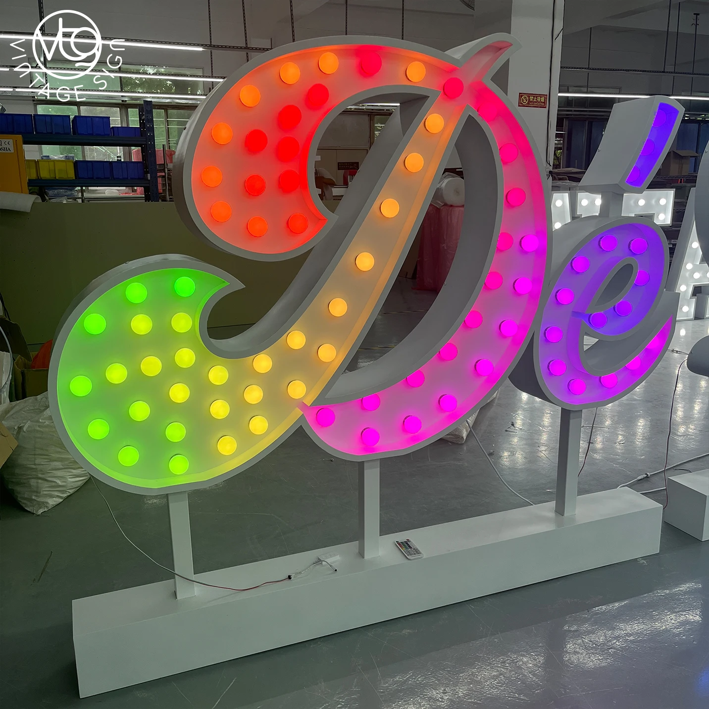 Custom RGB Marquee Letters 4 Feet Outdoor Free Standing 3d Light Up Metal Signage With Factory Prices