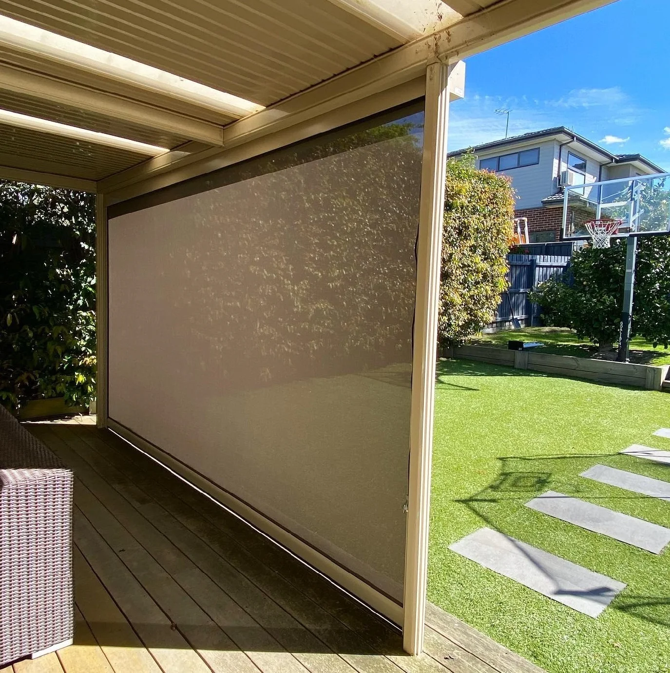 Best Price Outside Windproof Waterproof Shading Motorized Outdoor Windproof Zipper Roller Blind