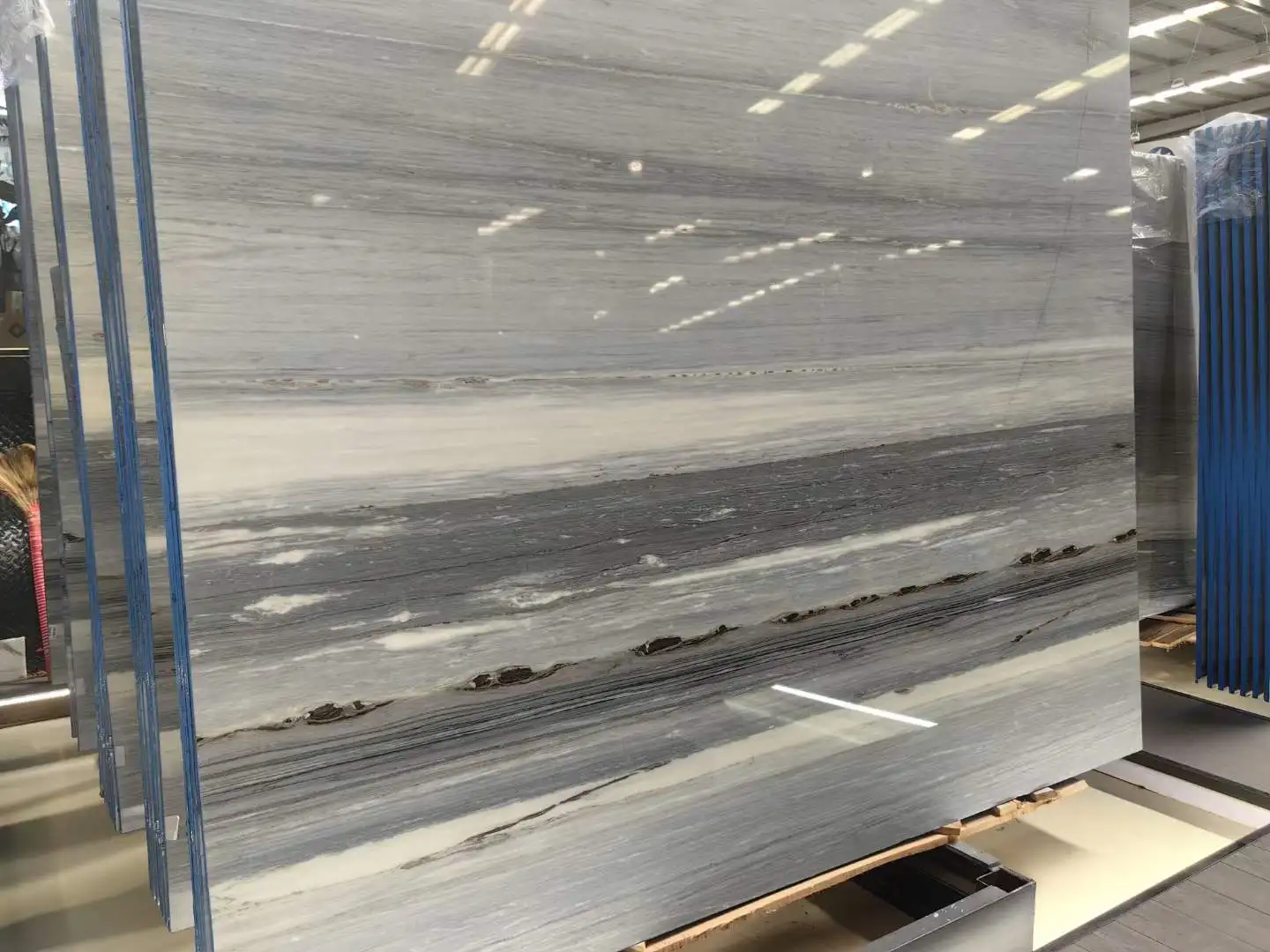 Polished Dark Blue Palissandro Marble Tile Floor
