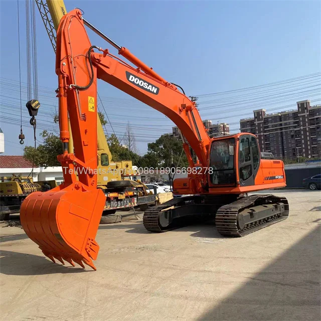daewoo doosan excavator dx300 dx225 dx140 dx150LC used excavators are located in Chna for sale