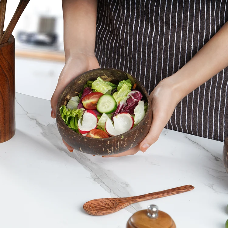 coconut bowls with dark spoons coconut shell bowls set for family Vietnam coconut bowl wholesale
