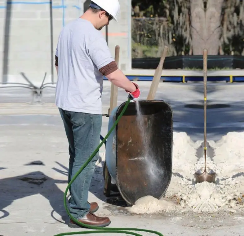 Wholesale 9 10 Functions Nozzle Retractable Reel For Gardening Expandable Garden Hose Tear Resistant Colorful Pipe Manufacturer