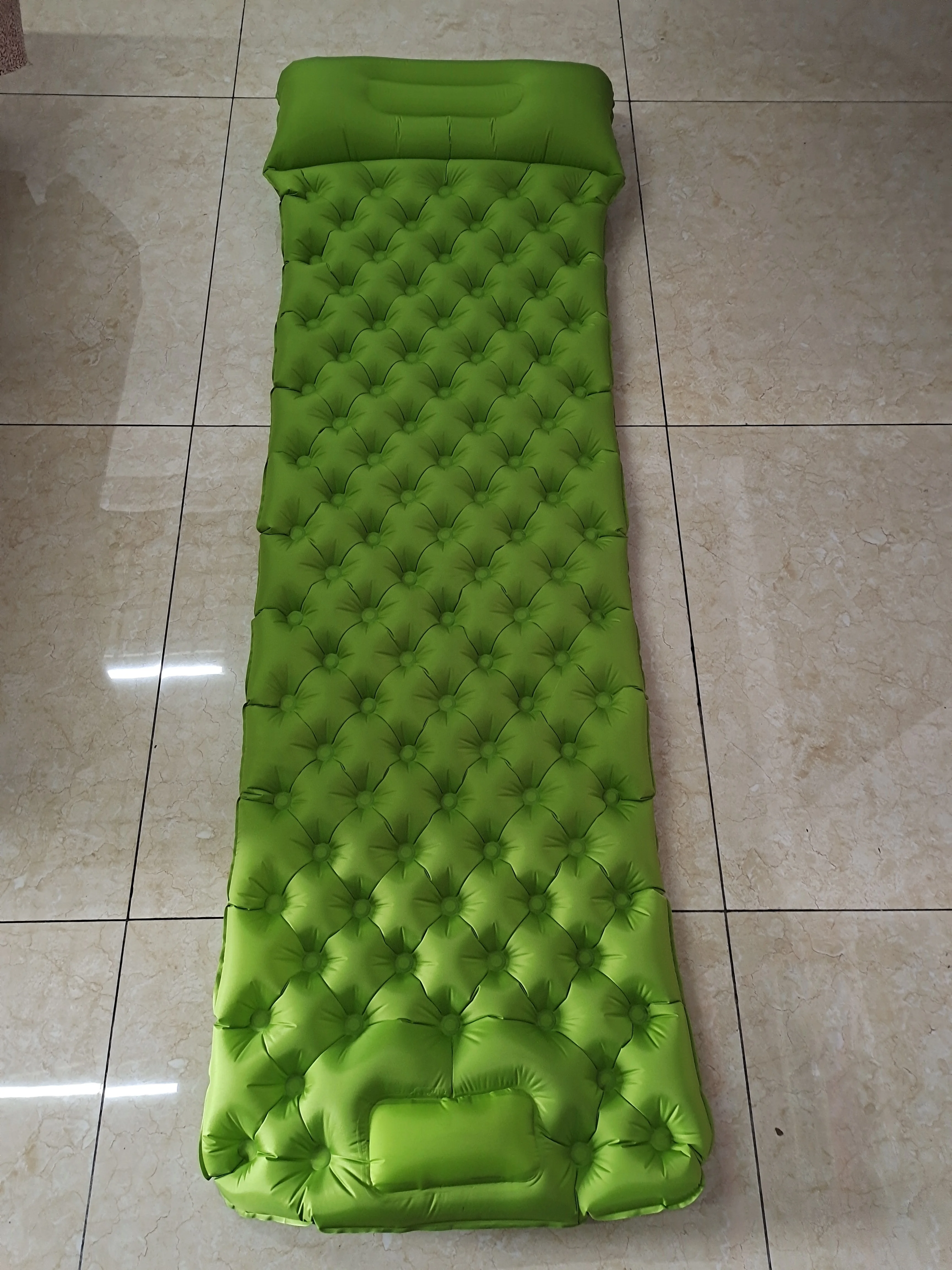 Camping ultralight outdoor air mattress lightest tpu light weight hand pump sleeping pad